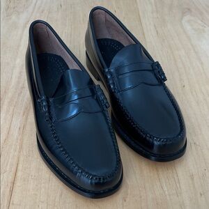 G.H. Bass & Co. Weejuns Black Leather Penny Loafers for Men